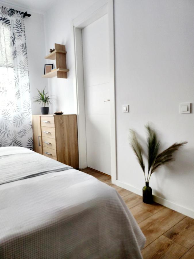 Adm Cozy Home - Entire Private House&Garden Tunarii Buitenkant foto