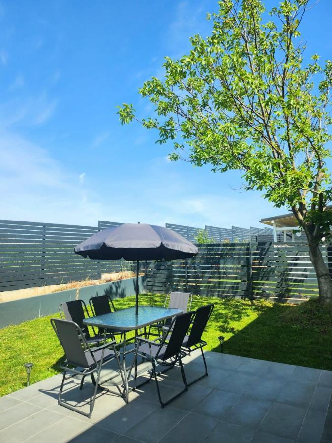Adm Cozy Home - Entire Private House&Garden Tunarii Buitenkant foto