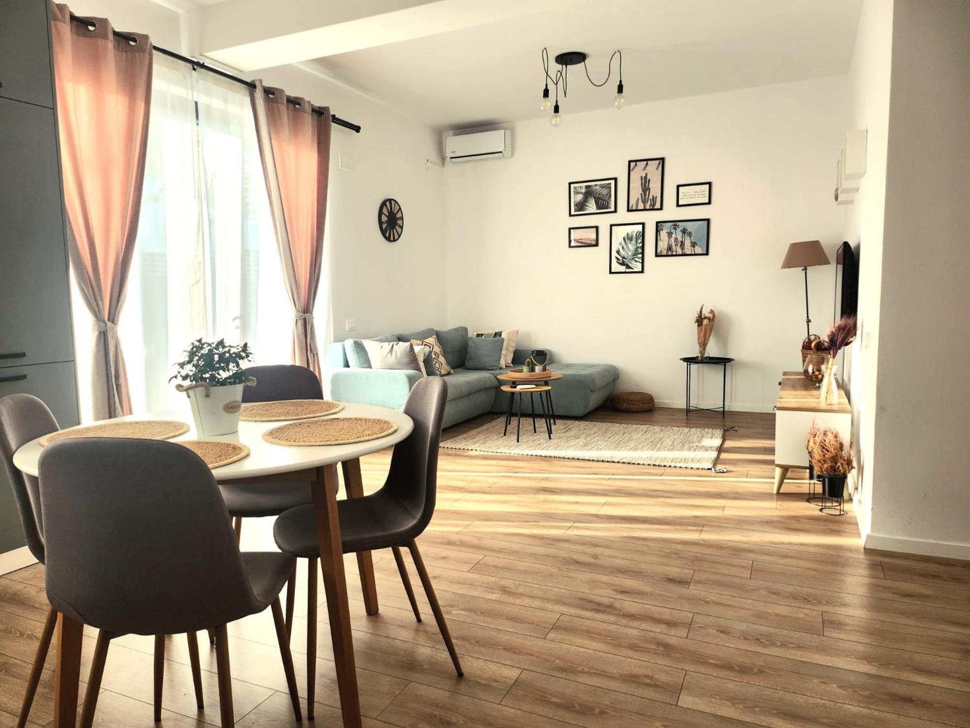 Adm Cozy Home - Entire Private House&Garden Tunarii Kamer foto